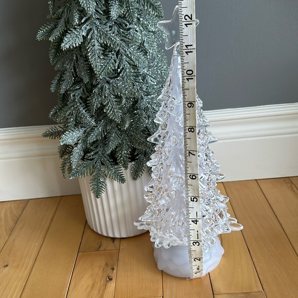 🌲Oscillating Color Changing Tree - Picture 4 of 4